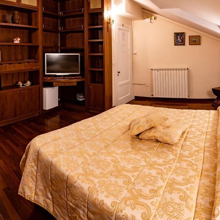 Bed and Breakfast Real Borbone Казерта Экстерьер фото