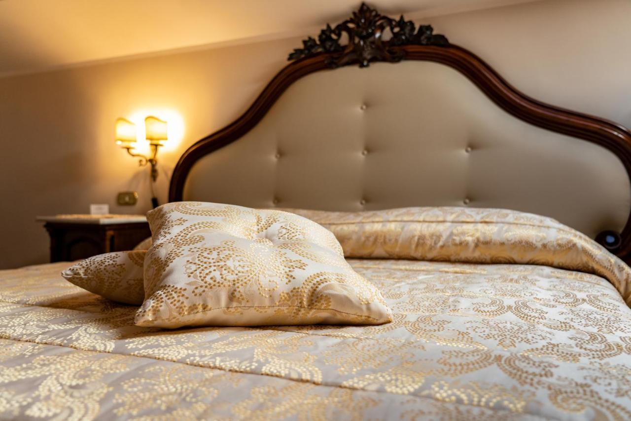 Bed and Breakfast Real Borbone Казерта Экстерьер фото
