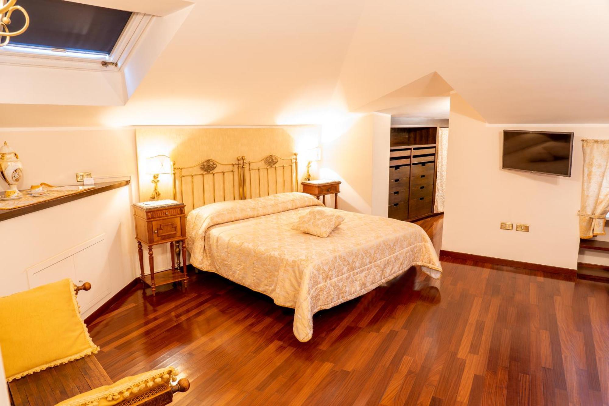 Bed and Breakfast Real Borbone Казерта Номер фото